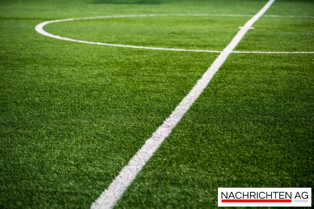 Bayern-Trick gegen die Hitze: Ersatzspieler schauen Spiel in der Kabine!